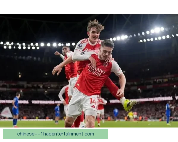 卡斯泰拉诺斯英超客场精彩推射助力球队取得关键进球